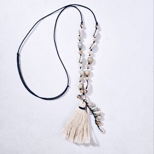 Express Seashell Tassel Necklace